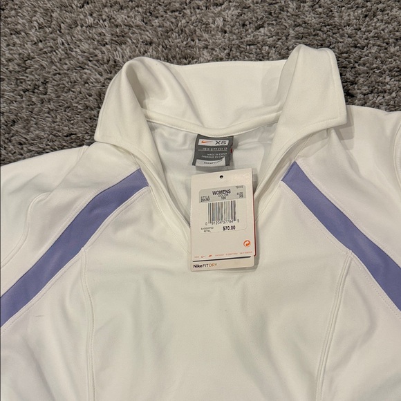 Nike Women's White and Purple Short Sleeve Top - Picture 5 of 7